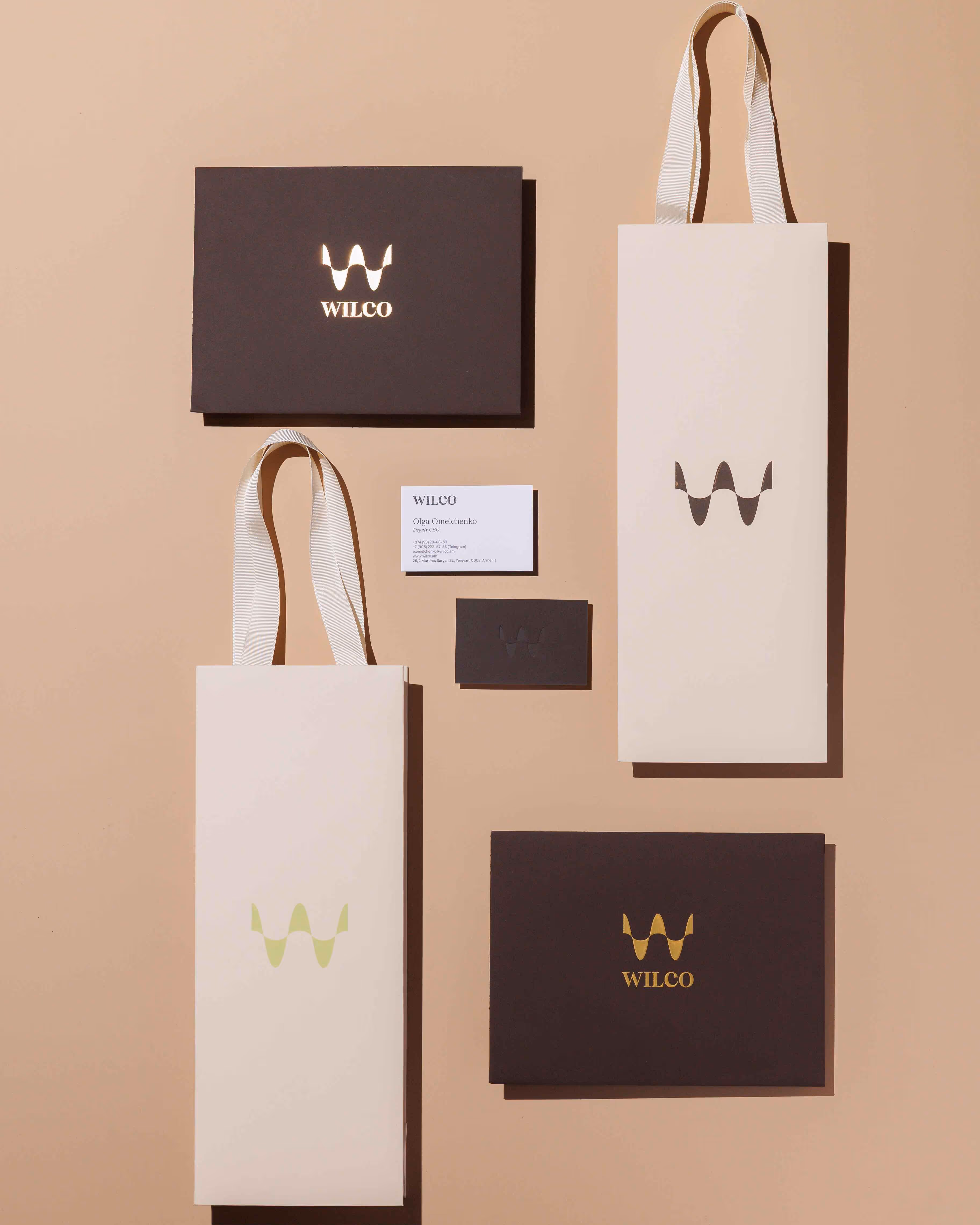 Custom high-quality printed materials by Levelprint